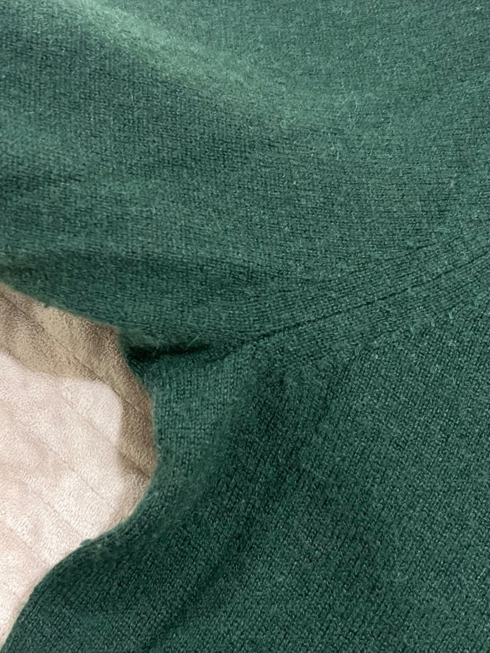 J.Crew 100% Cashmere Sweater – Size Large – Dark Green Crewneck - Picture 9 of 14